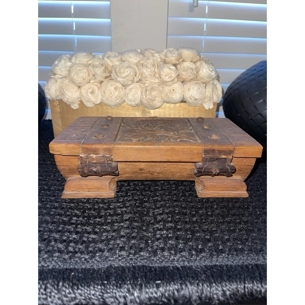 Vintage Handmade Carved Wood Box With Wrought Iron Knob Jewelry‎ Money Misc Box